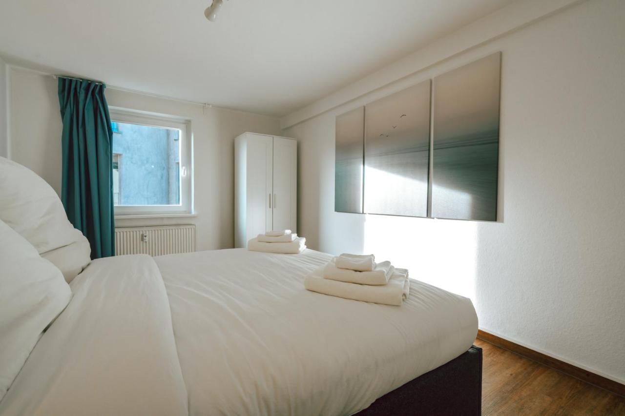Zentral Gelegenes Premium-Apartment Mit Viel Tageslicht Hamburg Bagian luar foto