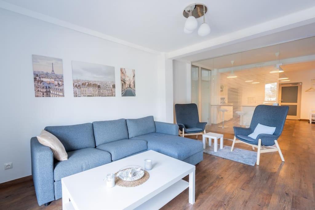 Zentral Gelegenes Premium-Apartment Mit Viel Tageslicht Hamburg Bagian luar foto