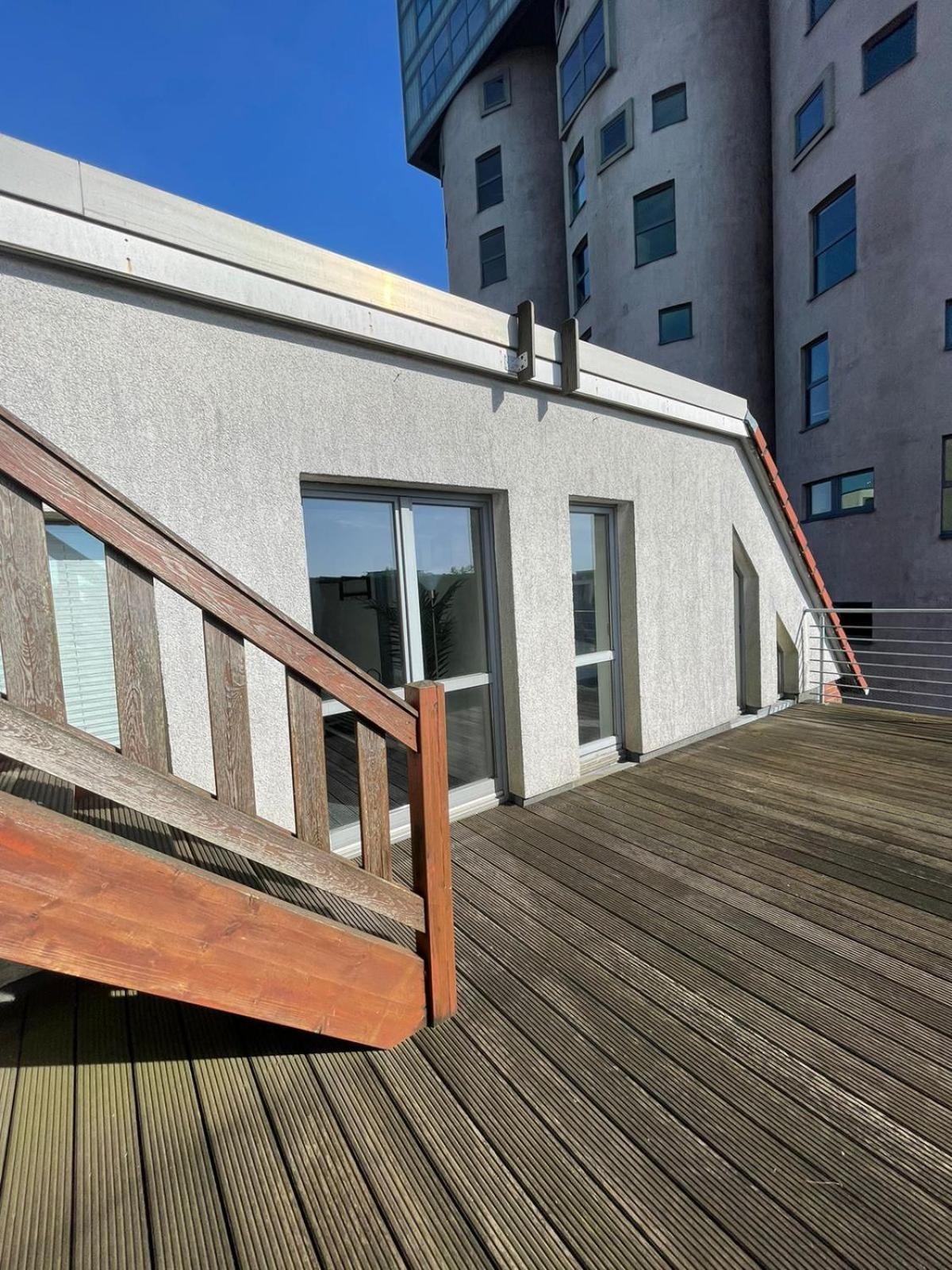 Zentral Gelegenes Premium-Apartment Mit Viel Tageslicht Hamburg Bagian luar foto